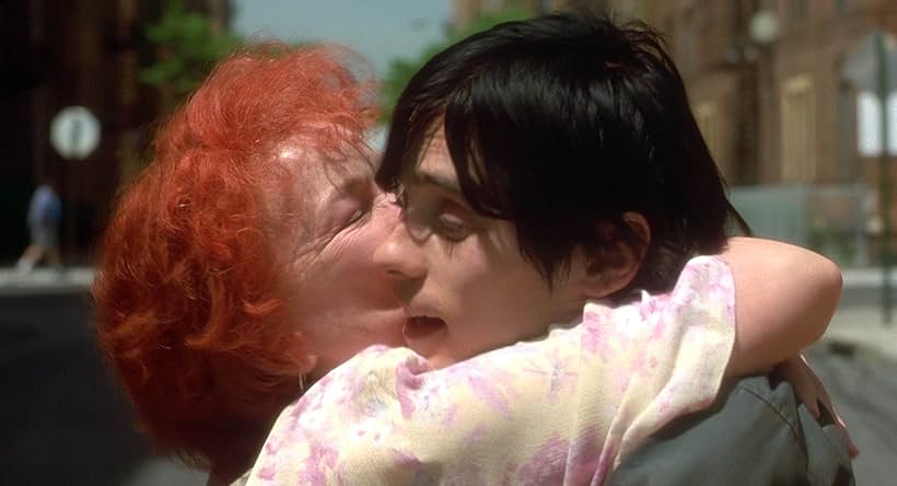 Ellen Burstyn and Jared Leto in Requiem for a Dream (2000)