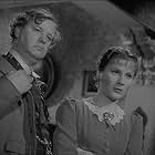 Frank Pettingell and Diana Wynyard in Gaslight (1940)