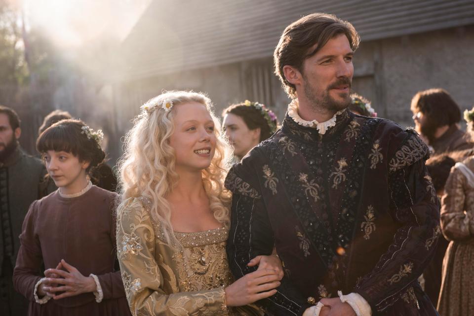 Naomi Battrick, Gwilym Lee, and Patsy Ferran in Jamestown (2017)