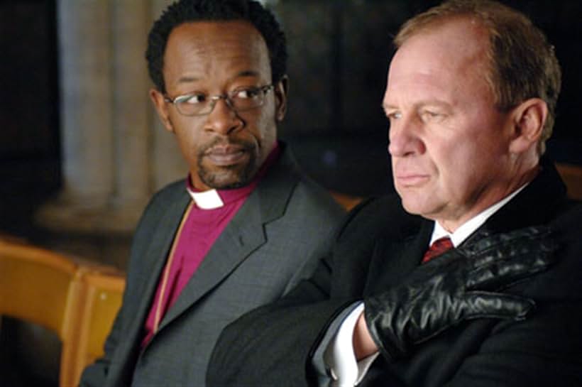 Peter Firth and Lennie James in MI-5 (2002)