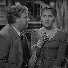 Frank Pettingell and Diana Wynyard in Gaslight (1940)