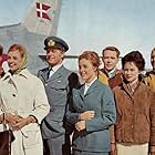 Ebbe Langberg, Ib Mossin, Henning Palner, Poul Reichhardt, Malene Schwartz, and Birthe Wilke in Jetpiloter (1961)