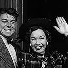 Ronald Reagan and Jane Wyman in The Reagans (2020)