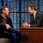 Seth Meyers and Blake Shelton in Late Night with Seth Meyers (2014)