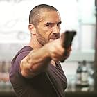 Scott Adkins in Avengement (2019)