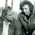 Marlon Brando and Michael Winner in The Nightcomers (1971)