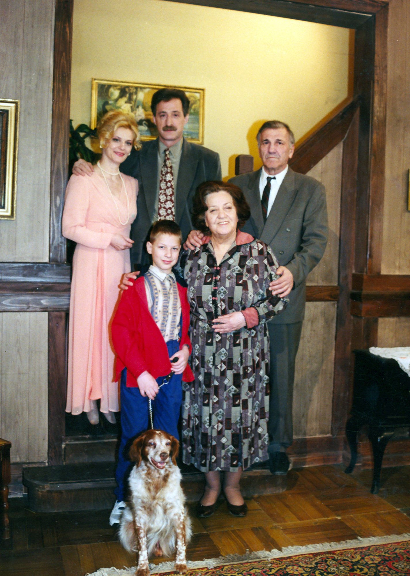 Janko Milivojevic, Zlata Numanagic, Radmila Savicevic, Desimir Stanojevic, and Velimir 'Bata' Zivojinovic in Srecni ljudi (1993)