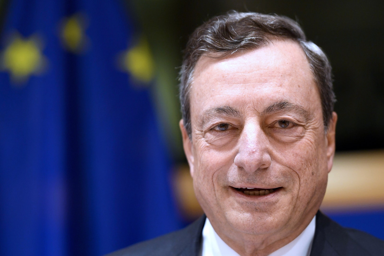 Cosa dice di fare Draghi per rilanciare industria e difesa in Europa