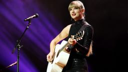 NASHVILLE, TENNESSEE - SEPTEMBER 20: NSAI Songwriter-Artist of the Decade honoree, Taylor Swift performs onstage during NSAI 2022 Nashville Songwriter Awards at Ryman Auditorium on September 20, 2022 in Nashville, Tennessee. (Photo by Terry Wyatt/Getty Images)