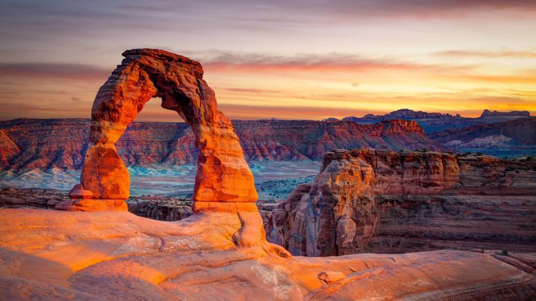 Delicate Arch, Arches National Park, UT.