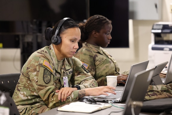 244th Expeditionary Combat Aviation Brigade Soldiers develop decision-making skills for airspace management