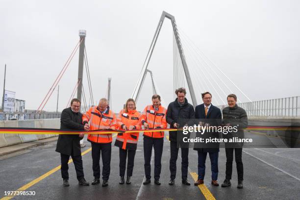 February 2024, North Rhine-Westphalia, Leverkusen: Oliver Krischer , Transport Minister of North Rhine-Westphalia, Thomas Ganz, Nicole Ritterbusch...