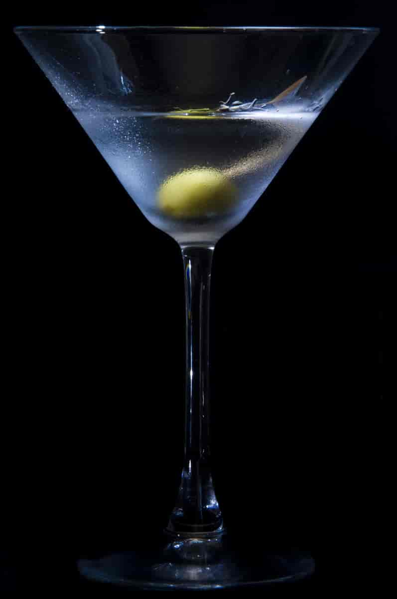 Dry martini