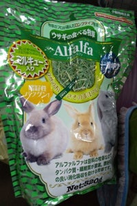 アラタ うさぎの食べる牧草アルファルファ 520g