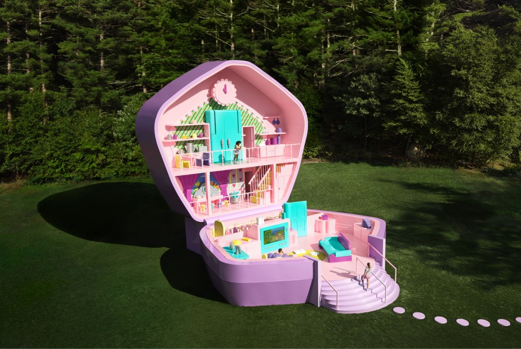 Polly Pocket’s ‘90s-era compact is now life-sized