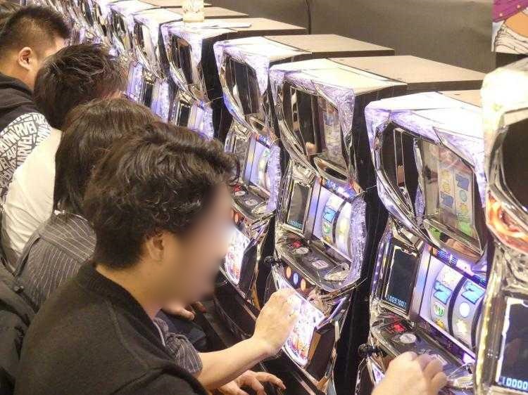 超高額家庭用ゲーム機レビュー・紹介:イカしたゲーム機の名は……超ディスクアップ！_011