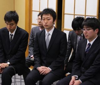 「第2回将棋電王戦」閉幕、約1カ月の激闘をプロ棋士と開発者が振り返る - 全体記者会見