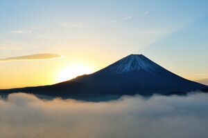 富士山の標高が5cmアップ！ － 国土地理院が最新の測量結果を発表