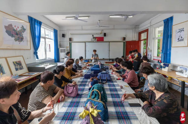 崇明城桥镇：在一针一线中，为乡村振兴贡献巾帼力量