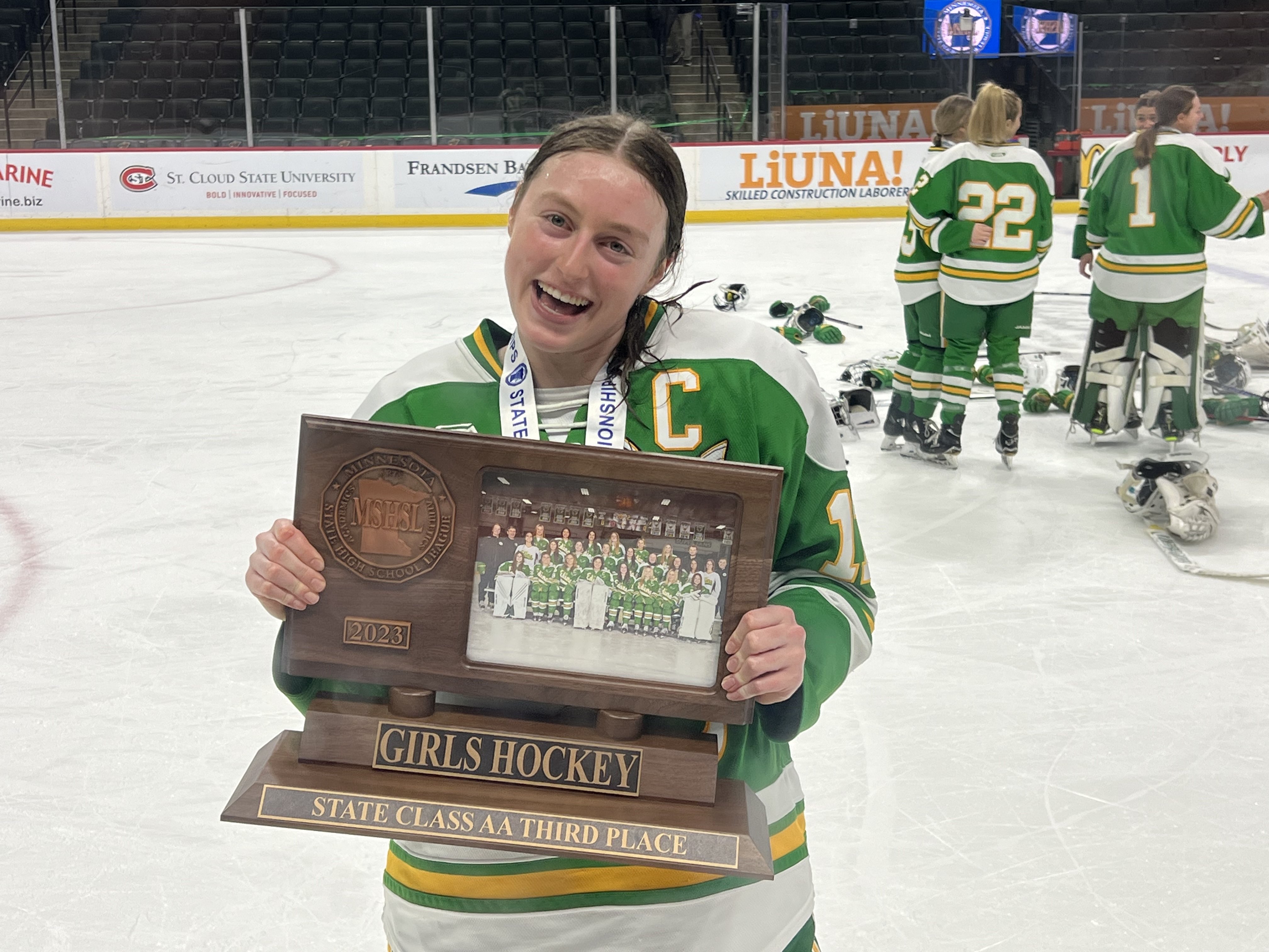 Lauren Zawoyski athlete profile head shot