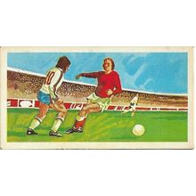 Play Better Soccer 1976 Brooke Bond Tea Card 25 - Changing Pace