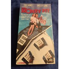 The Money Pit VHS 1986 Tom Hanks, Shelly Long NEW! Factory Sealed! PG