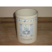 Large Utensil Pot With Mint Gardening Design