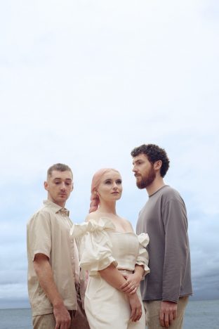 Clean Bandit「Tick Tock」日本版MV公開