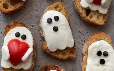 Strašidelně jednoduché! Tyhle halloweenské snacky si připravíš za pár minut a přitom vypadají skvěle