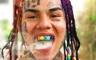 Tekashi 6ix9ine vylezl z vězení, ovládl internet a utrácí obrovské množství peněz