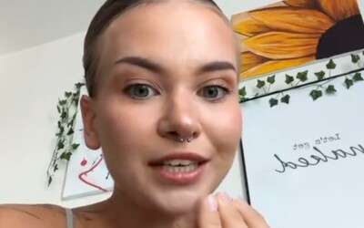 VIDEO: „To jsme všichni tak měkký?“ Česká youtuberka Anitta B. reaguje na kauzu s hajlováním, schytala kritiku