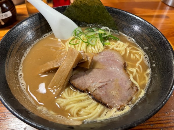 「らーめん」@瞠 池袋店の写真