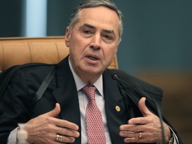 Justiça tem dever de cobrar acordos feitos em COPs, diz Barroso