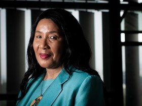 Makaziwe Mandela: "A construção de um mundo justo e igualitário exige esforço coletivo"
