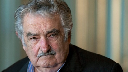 Internado, Mujica passa por procedimento cirúrgico ligado a efeitos colaterais de radioterapia 