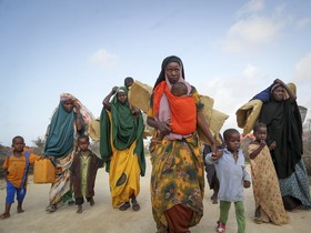 Sem respaldo legal, migrante climático está cada vez mais vulnerável