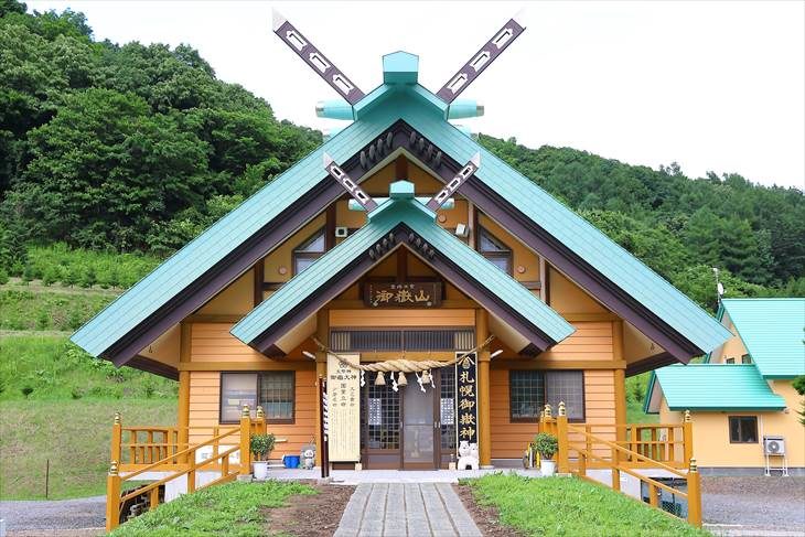 札幌御嶽神社 社殿