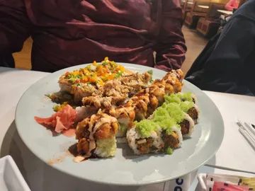 Mardi gras, soft shell crab, Louisiana & spicy tuna rolls