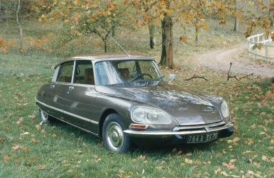 Citroen DS - front