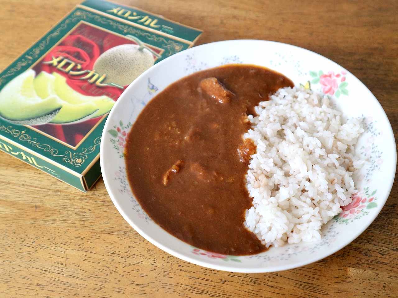 【茨城空港おすすめ土産】ご当地カレー「メロンカレー」ってどんな味？実食ルポ