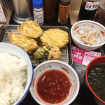 Ten-don Tempura Honpo San Ten Sakai Toyoda Ten - トマト&チーズソース鶏天ぷら定食880円大盛