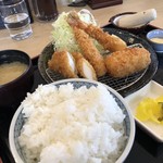 Tonkatsu Katsukichi Ueiso Ten - 海鮮かつミックス定食 2/2