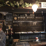 THE ALDGATE British Pub - 