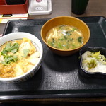 Naka U Kishiwada Ekimae Ten - 小親子丼