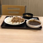 松屋 - カレギュー（並）