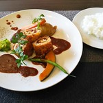 ル ブイヨン クスクス - Kusu kusuランチ お肉料理・薄切り豚ロースのミートソースとチーズ詰めパン粉焼き（1480円）