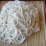 Soba Dokoro Yoshino - 麺が長いのです。。