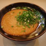 Oxford Sanukiya - メニューにはいろんなうどんが有りました。食べたことのない「丸天うどん」を注文しました。