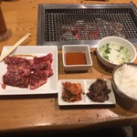 炭火焼肉 食神 苑 - 