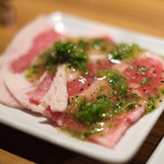 Wagyu Yakiniku All you can eat Nikuya no Daidokoro Shinjuku Ten - ネギ塩牛タン